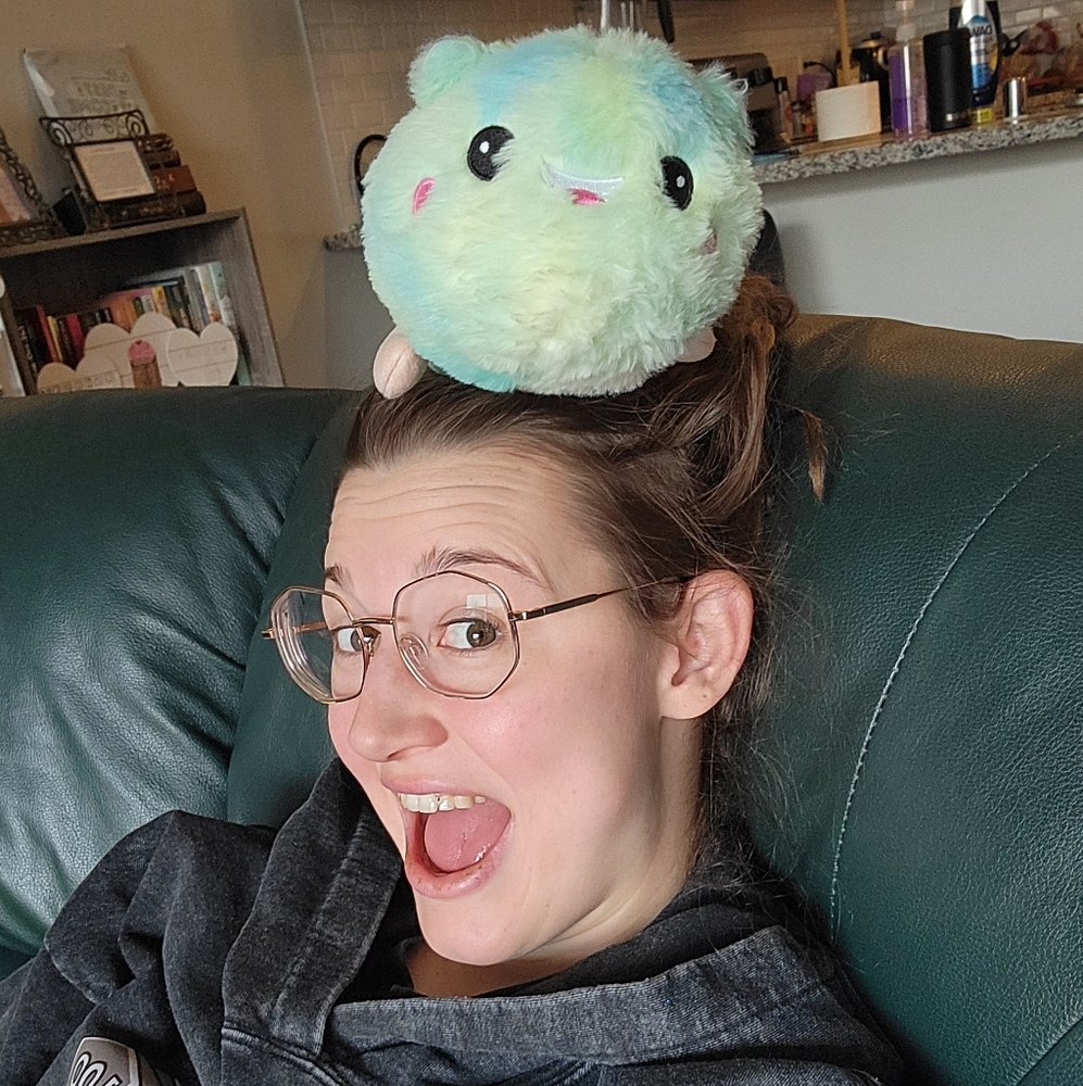 Meet your Posher, Maddy